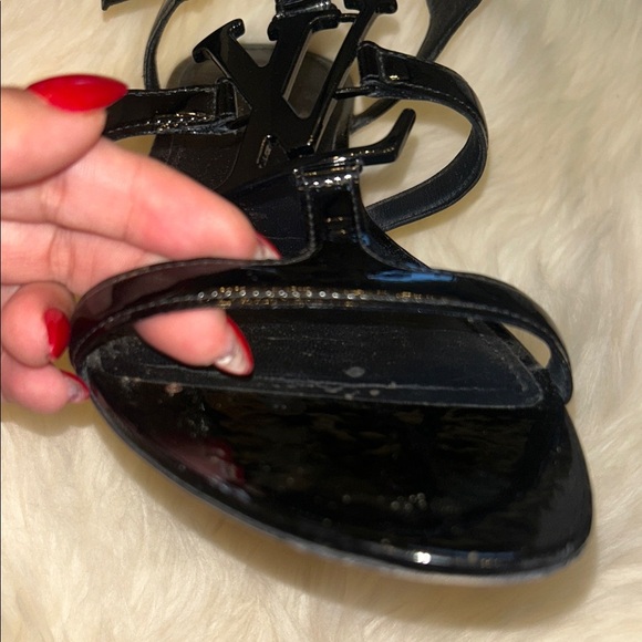Louis Vuitton Patent Leather Sandals Sz 39 - Picture 9 of 11